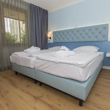 Hotel Cliff Ruegen 4*