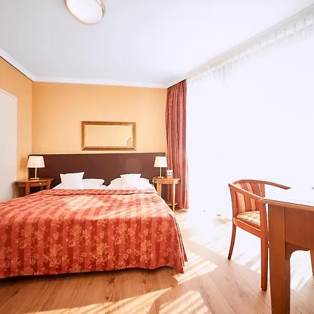 Cliff Ruegen 4* Зеллин