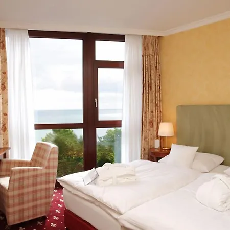 Cliff Ruegen Hotel 4*