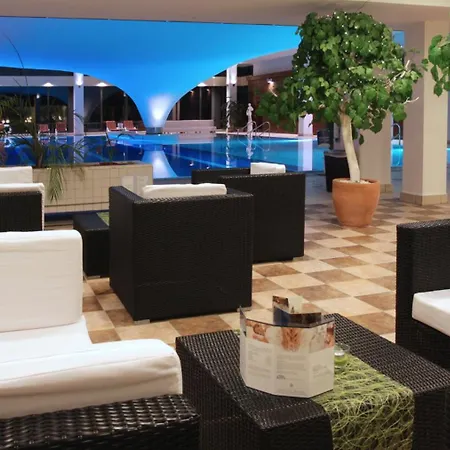 Cliff Ruegen Отель 4*