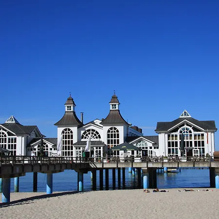 Cliff Ruegen Отель Зеллин