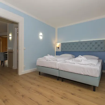 Cliff Rügen 4*