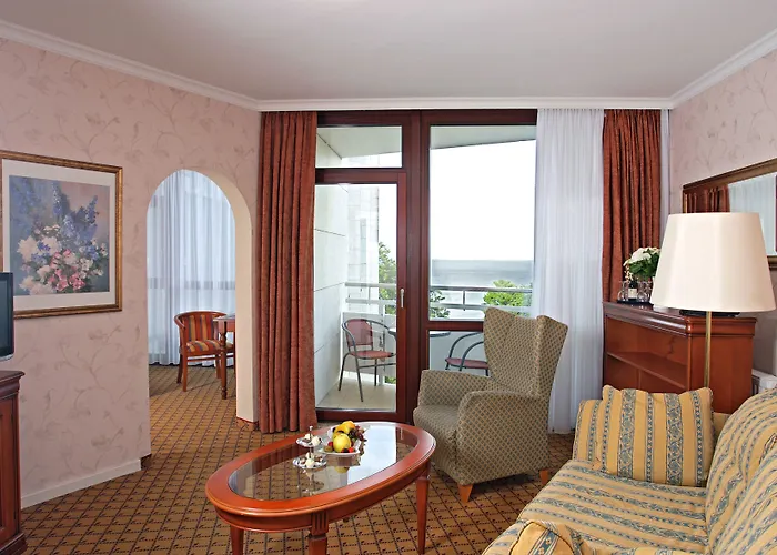 Hotel Cliff Ruegen 4*